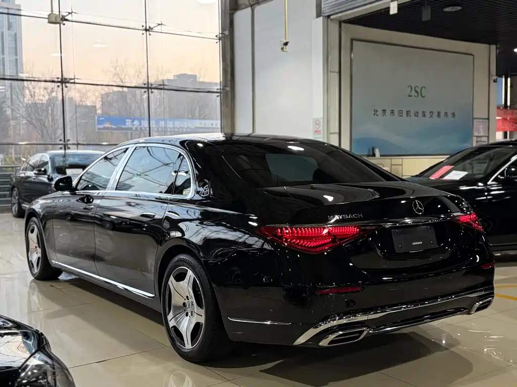 Mercedes-Benz Maybach S-Class 2022 S 480 4MATIC Intelligent Premium Special Edition 2022 - thumbnail 26