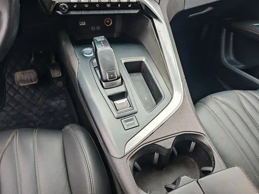 Peugeot Peugeot 5008 2017 350THP 7-seat Premium Edition 2018 - thumbnail 10