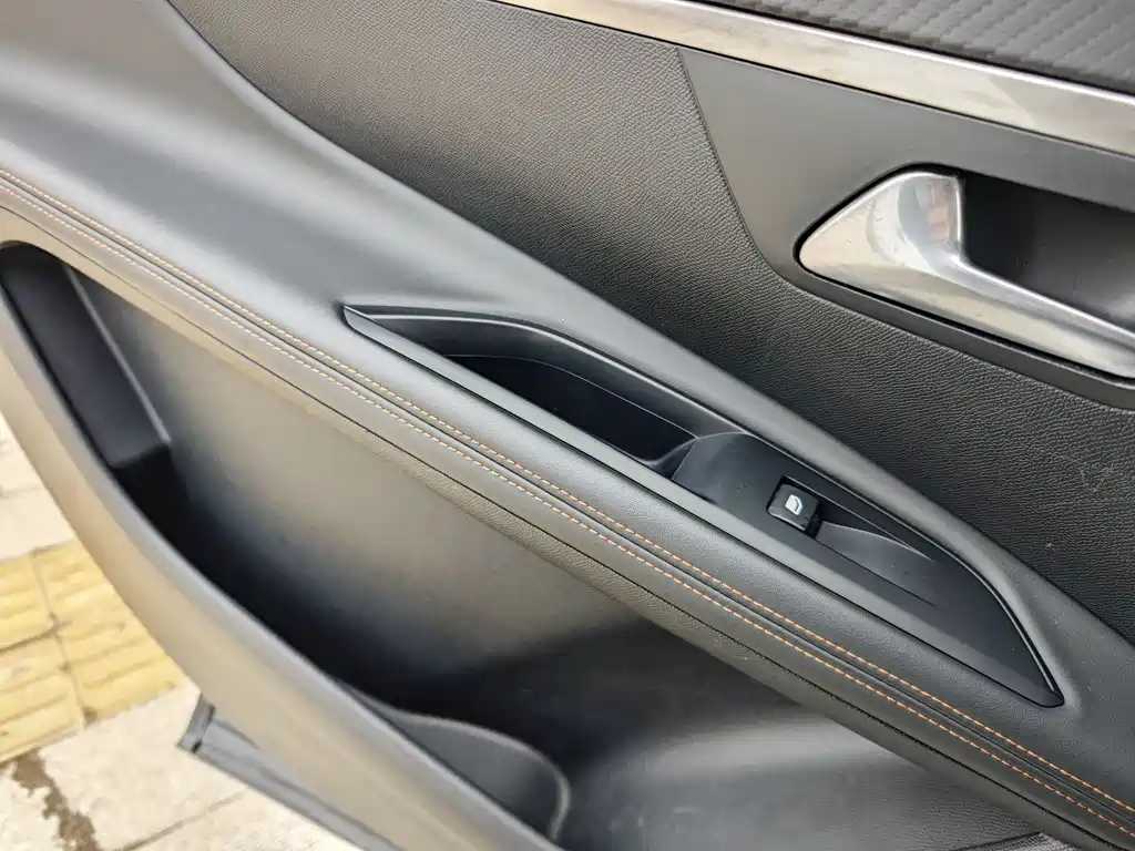 Peugeot Peugeot 5008 2017 350THP 7-seat Premium Edition 2018 - thumbnail 13