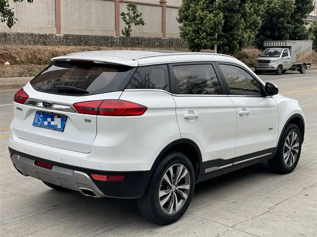 Geely Auto Geely Boyue 2016 1.8TD Automatic Smart Fashion Edition 2018 - thumbnail 3