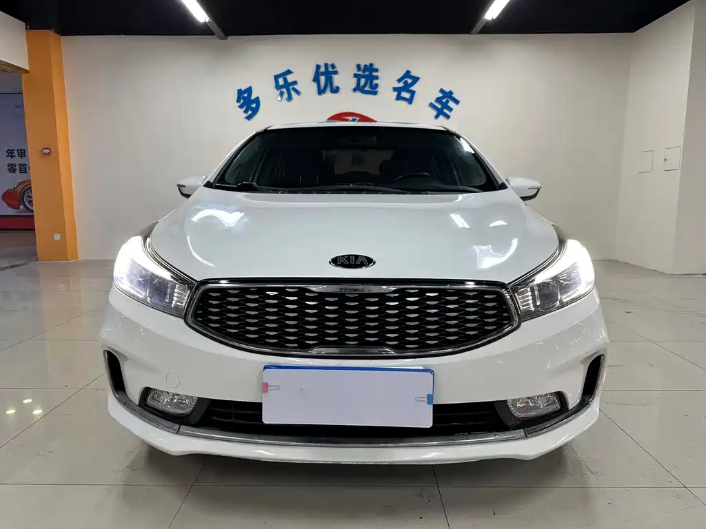 Kia Kia K3 2016 1.6L Automatic Premium 2016 - thumbnail 2