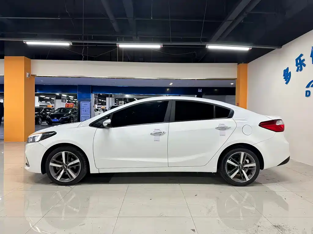 Kia Kia K3 2016 1.6L Automatic Premium 2016 - thumbnail 9