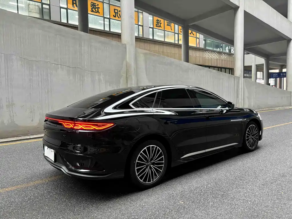 BYD BYD Han 2024 DM-i Glory Edition 121KM Premium Model 2024 - thumbnail 5