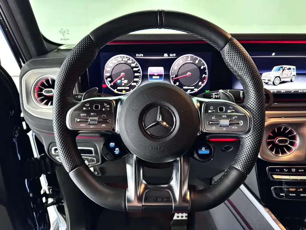 Mercedes-Benz Mercedes-Benz G-Class AMG 2023 AMG G 63 2024 - thumbnail 11