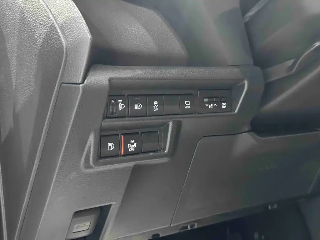 Toyota Toyota Granvia 2024 2.5L Hybrid Premium PLUS AWD 2026 - thumbnail 9