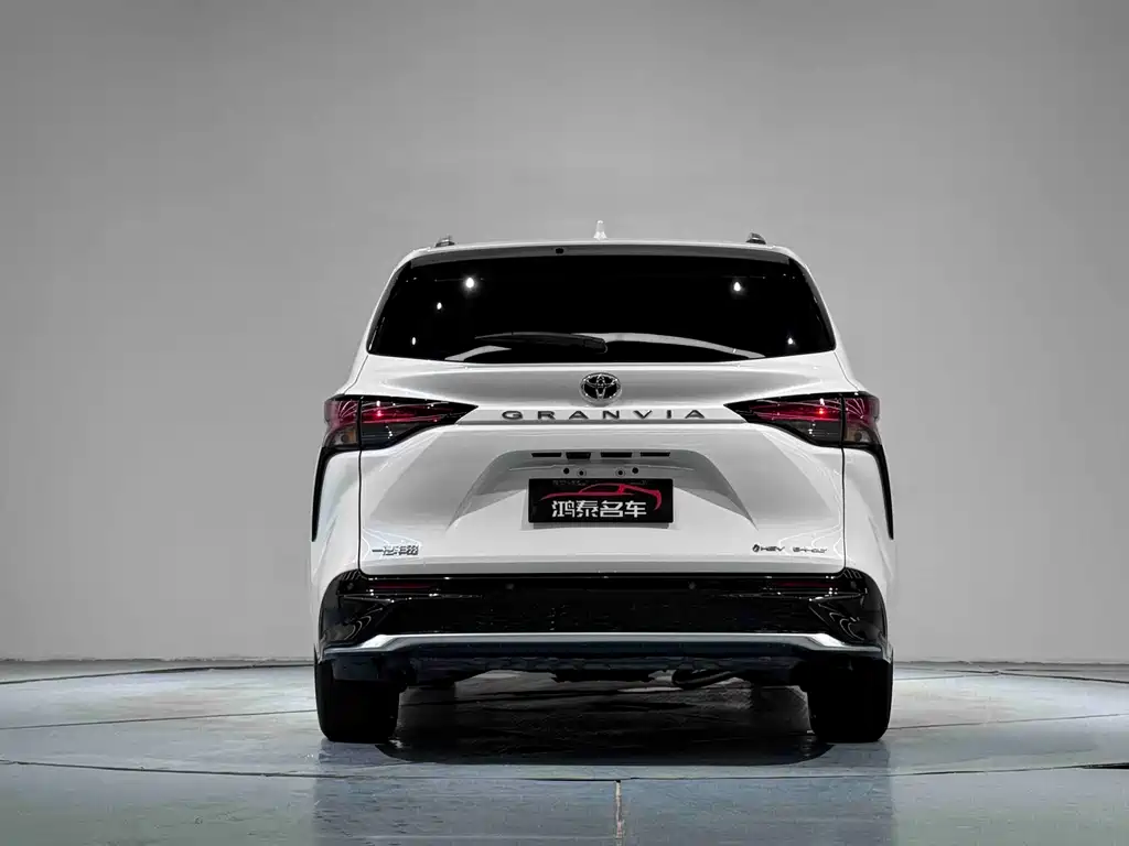 Toyota Toyota Granvia 2024 2.5L Hybrid Premium PLUS AWD 2026 - thumbnail 21