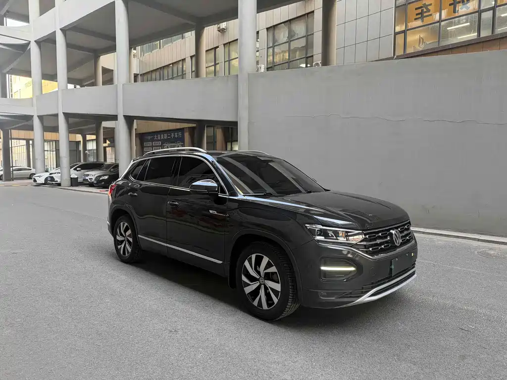 Volkswagen Tayron 2020 330TSI Two-Wheel Drive Luxury Intelligent Connection Edition 2020 - thumbnail 3