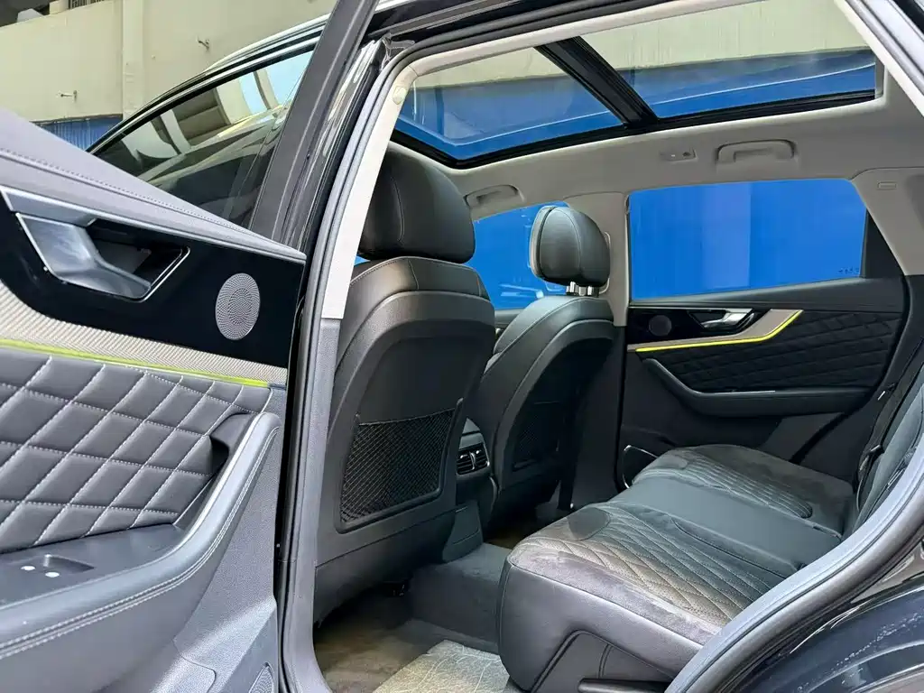 Hongqi Hongqi HS5 2019 2.0T Smart Connect Flag Enjoy AWD Version 2021 - thumbnail 5