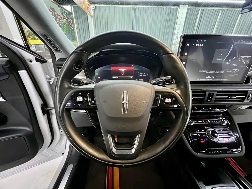 Lincoln Liberator 2022 2.0T Front-Wheel Drive Premium Edition 2022 - thumbnail 11