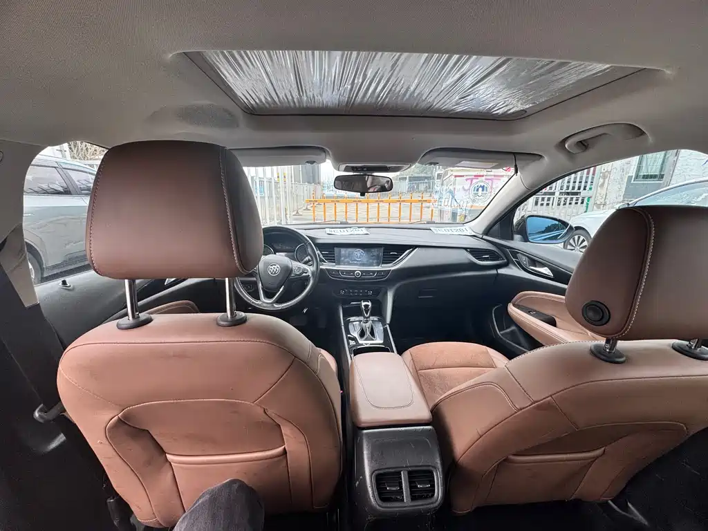 Buick Buick Regal 2017 20T Essence Edition 2018 - thumbnail 9