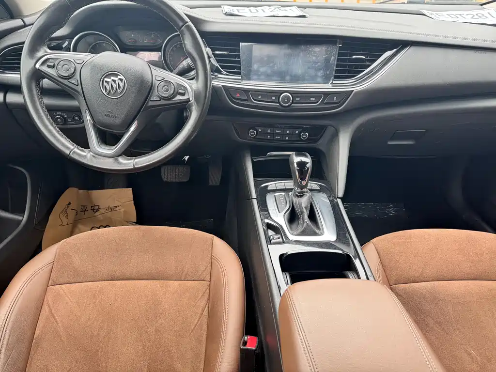 Buick Buick Regal 2017 20T Essence Edition 2018 - thumbnail 10