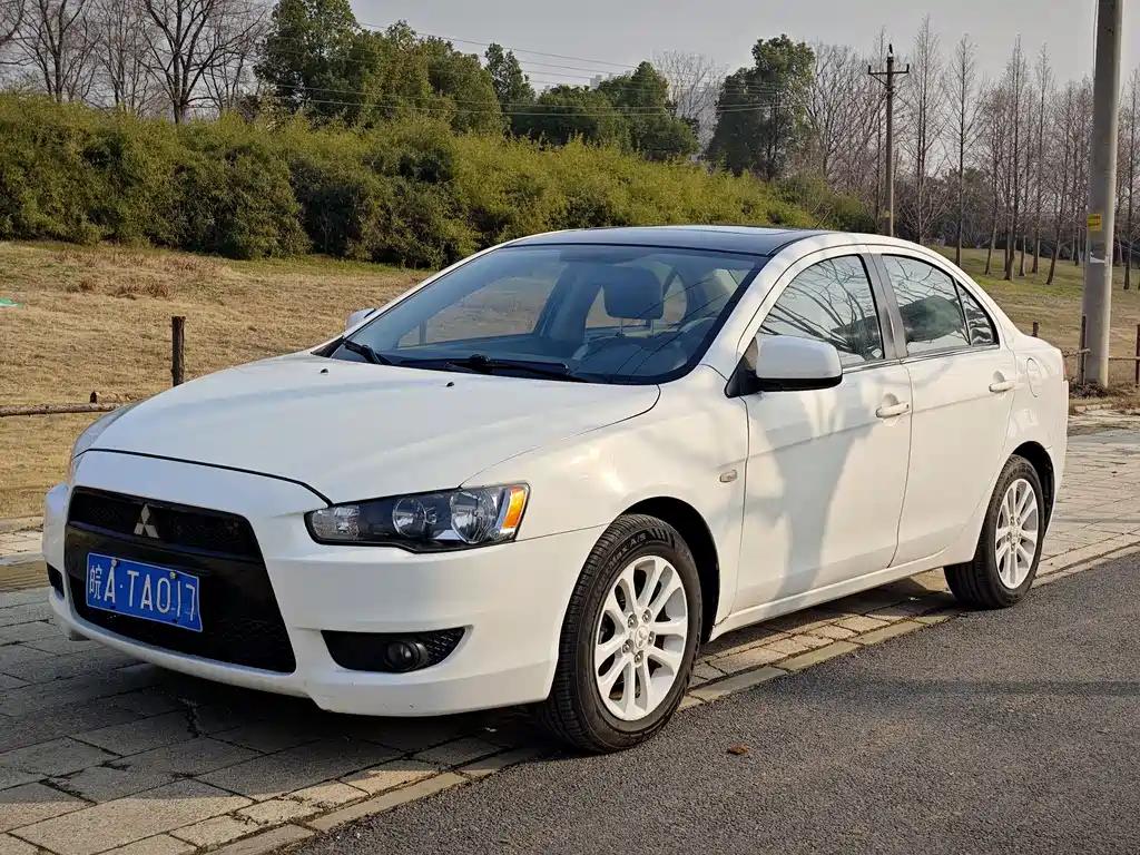 Mitsubishi Mitsubishi Lancer Evolution X 2011 Zhi Shang Edition 1.8L CVT Limited Edition 2013