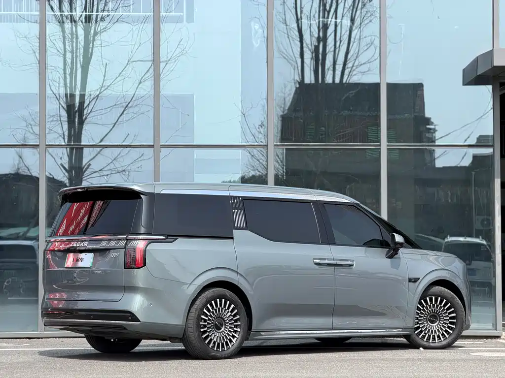 Zeekr Zeekr 009 2024 Model Seven-seat Aisle Version AWD 108kWh 2024 - thumbnail 5