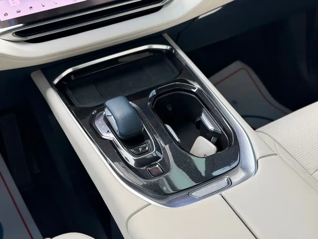 Zeekr Zeekr 009 2024 Model Seven-seat Aisle Version AWD 108kWh 2024 - thumbnail 15
