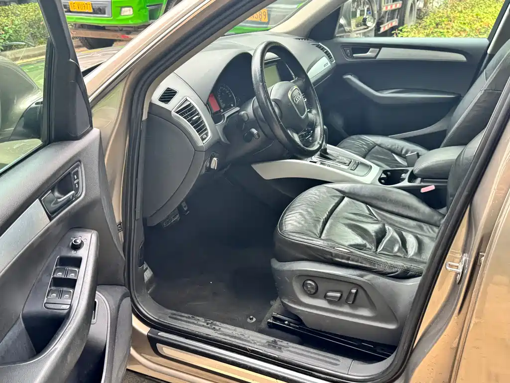 Audi Audi Q5 2011 2.0TFSI Technology Edition 2011 - thumbnail 5