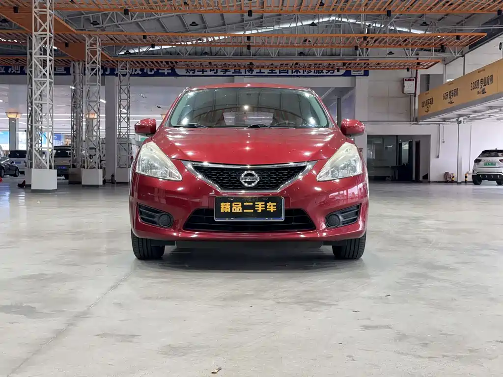 Nissan Nissan Tiida 2014 1.6L CVT Comfort Edition 2015 - thumbnail 11