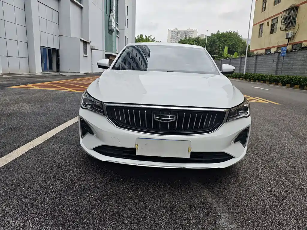Geely Auto Geely Emgrand 2022 4th Generation 1.5L CVT Flagship Model 2022 - thumbnail 2