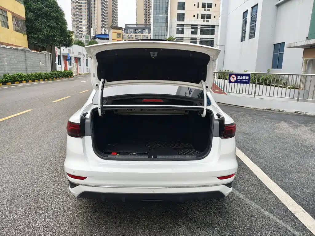 Geely Auto Geely Emgrand 2022 4th Generation 1.5L CVT Flagship Model 2022 - thumbnail 16