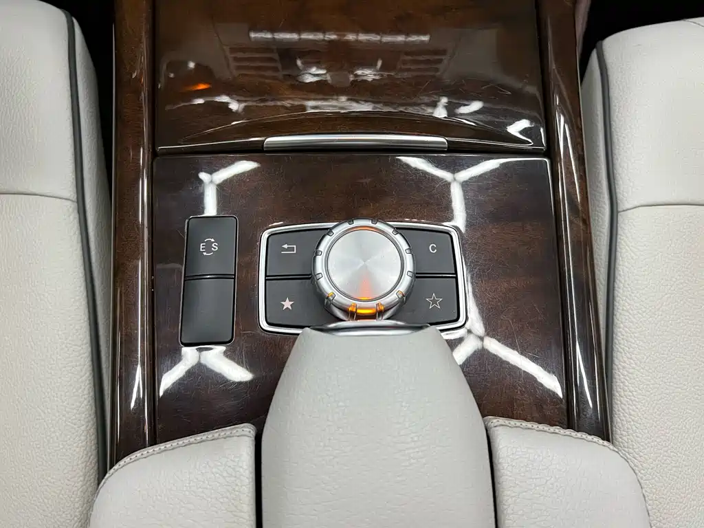 Mercedes-Benz Mercedes-Benz E-Class 2015 Facelift E 200 L 2016 - thumbnail 13