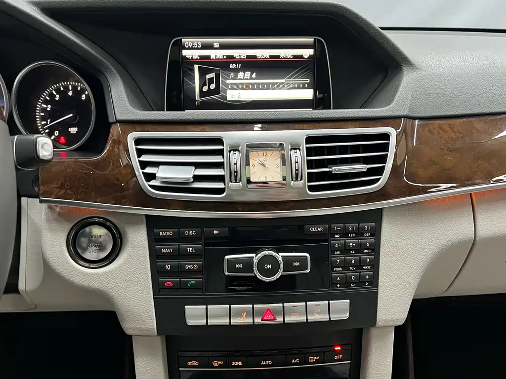 Mercedes-Benz Mercedes-Benz E-Class 2015 Facelift E 200 L 2016 - thumbnail 14