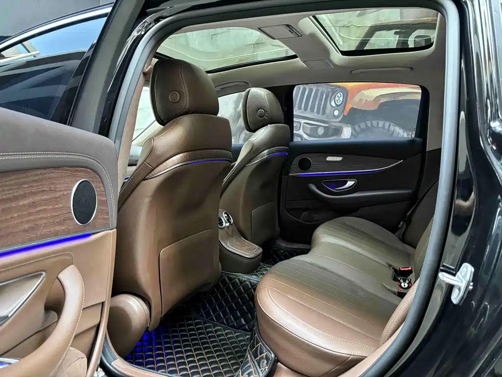 Mercedes-Benz Mercedes-Benz E-Class 2021 E 260 L 2021 - thumbnail 5
