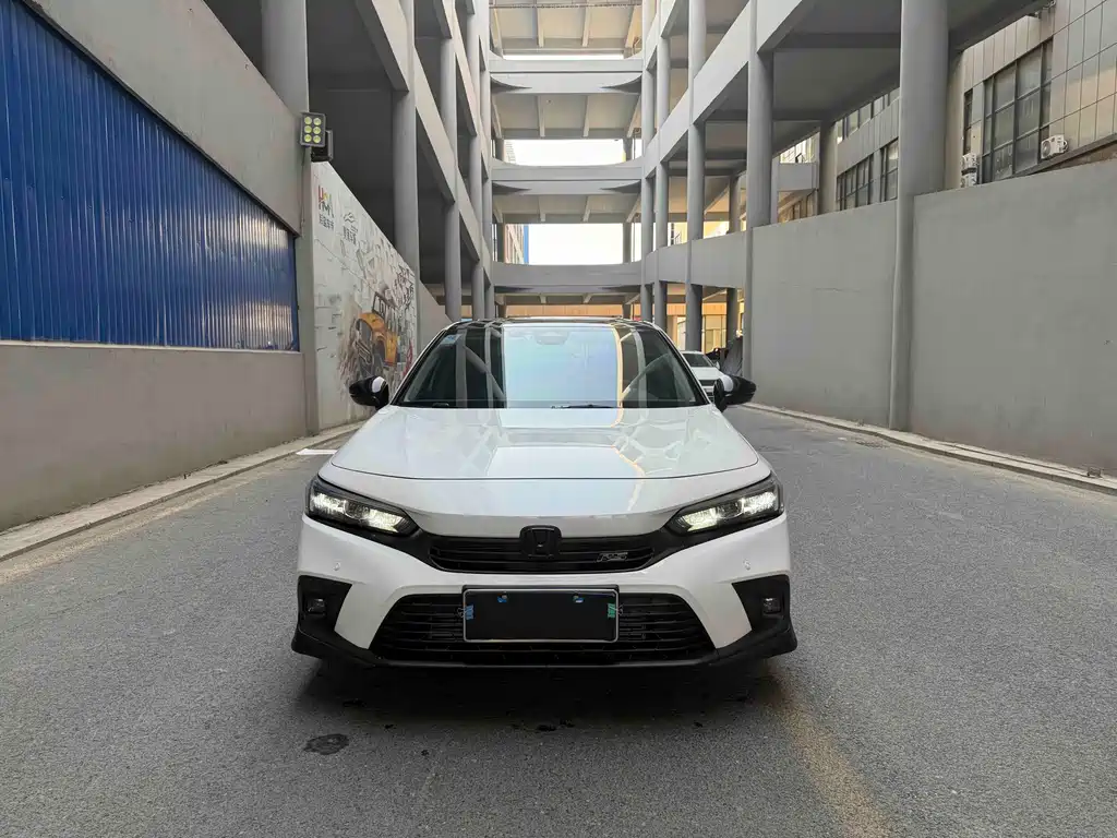 Honda Honda Civic 2023 240TURBO CVT Sporty C-Pillar Special Edition 2025 - thumbnail 2