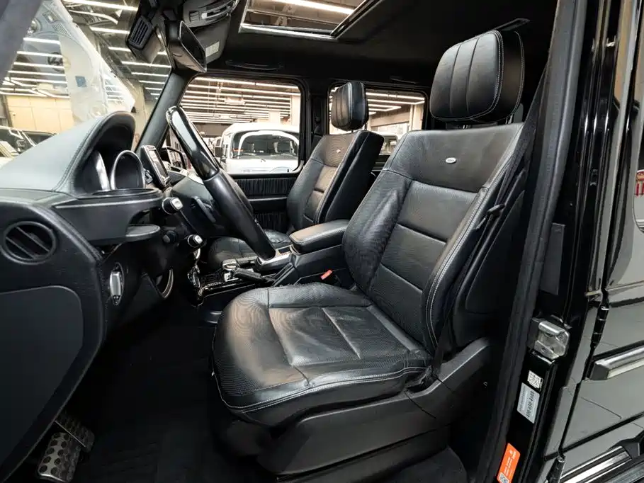 Mercedes-Benz Mercedes-Benz G-Class AMG 2013 AMG G 63 2015 - thumbnail 6