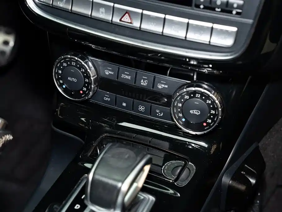 Mercedes-Benz Mercedes-Benz G-Class AMG 2013 AMG G 63 2015 - thumbnail 14