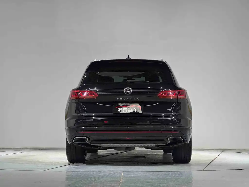 Volkswagen Volkswagen Touareg 2022 3.0TSI R-Line Sport Package 2023 - thumbnail 19