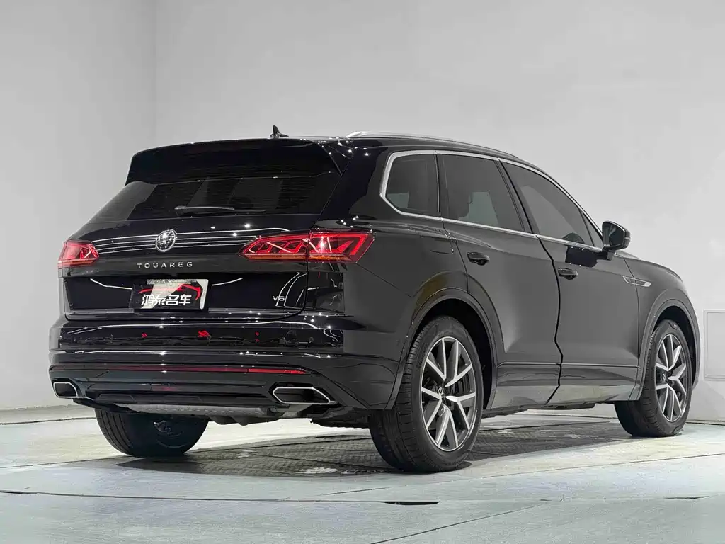 Volkswagen Volkswagen Touareg 2022 3.0TSI R-Line Sport Package 2023 - thumbnail 20