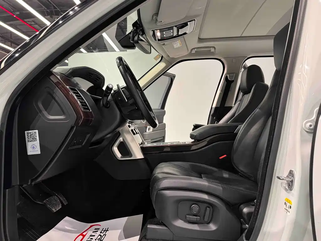 Land Rover Range Rover 2016 3.0T European Specification 2017 - thumbnail 5