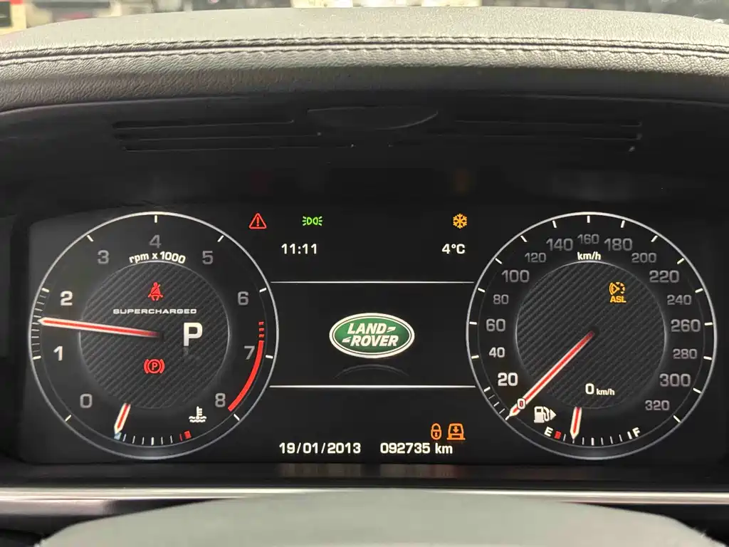 Land Rover Range Rover 2016 3.0T European Specification 2017 - thumbnail 7