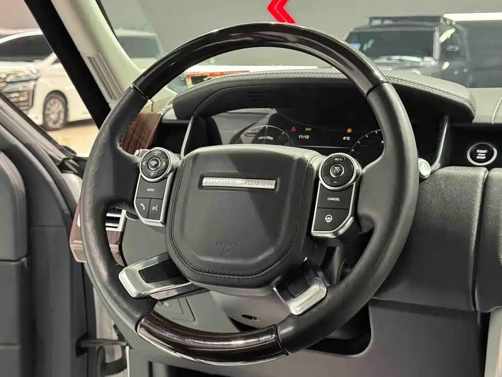 Land Rover Range Rover 2016 3.0T European Specification 2017 - thumbnail 12