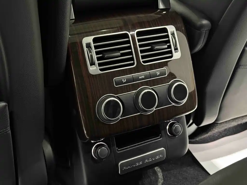 Land Rover Range Rover 2016 3.0T European Specification 2017 - thumbnail 14