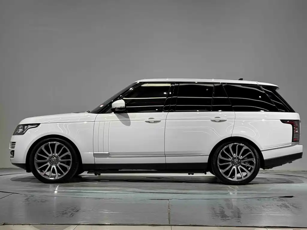 Land Rover Range Rover 2016 3.0T European Specification 2017 - thumbnail 16