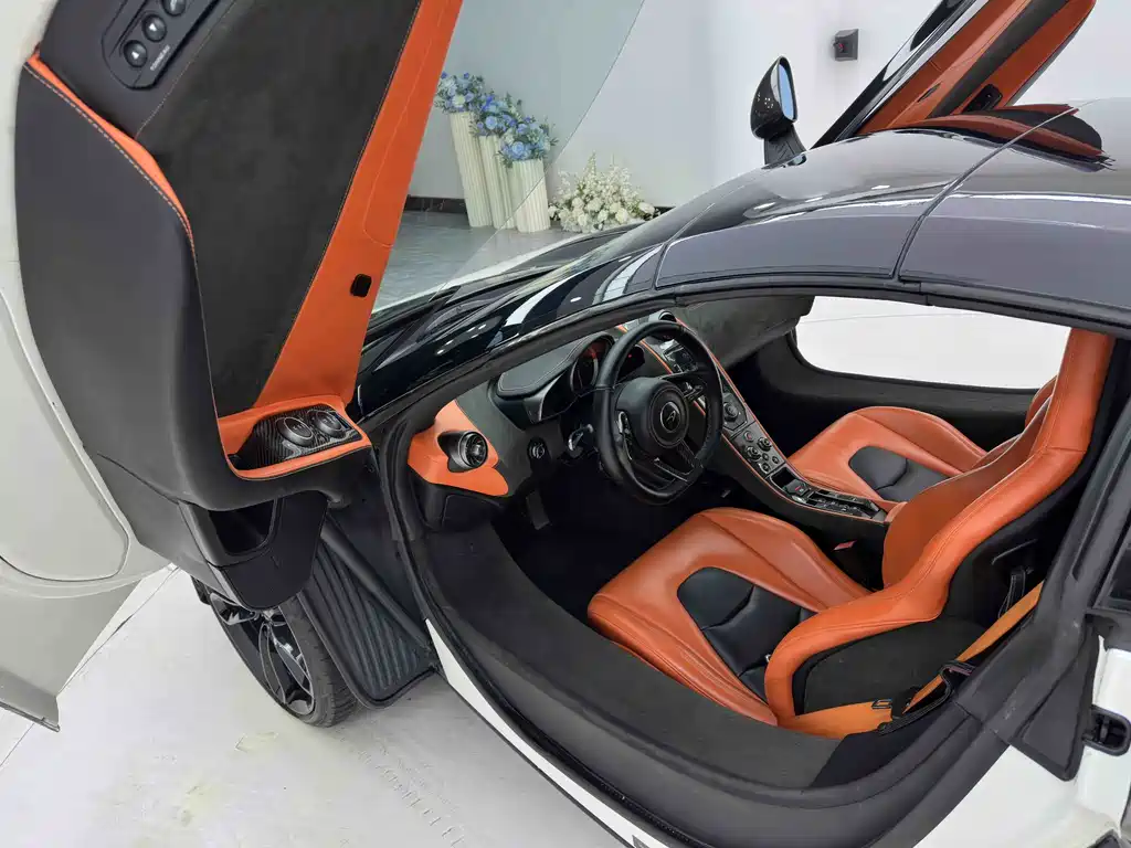 McLaren McLaren 12C 2013 3.8T Spider 2014 - thumbnail 17