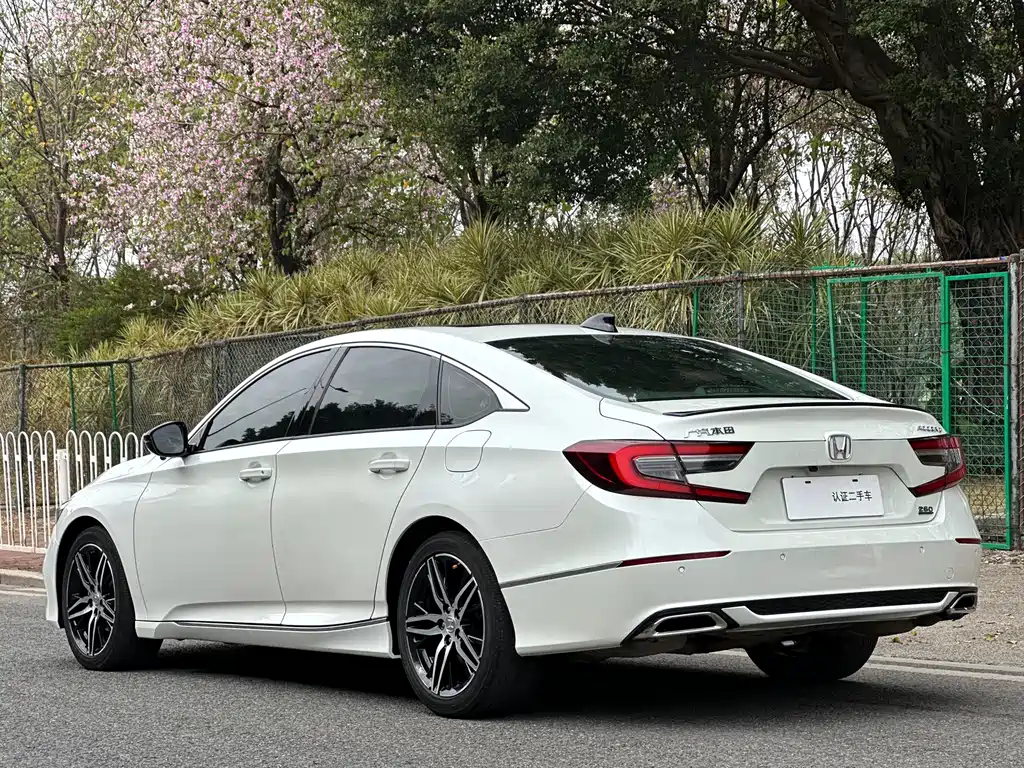 Honda Honda Accord 2022 260TURBO Phantom Night Premium Edition 2022 - thumbnail 19