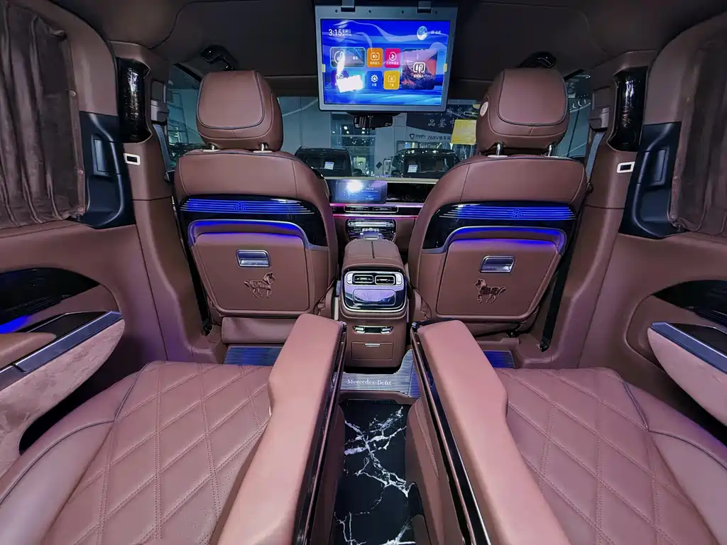 Mercedes-Benz Vito 2024 2.0T Business Edition 7-seater 2026 - thumbnail 6