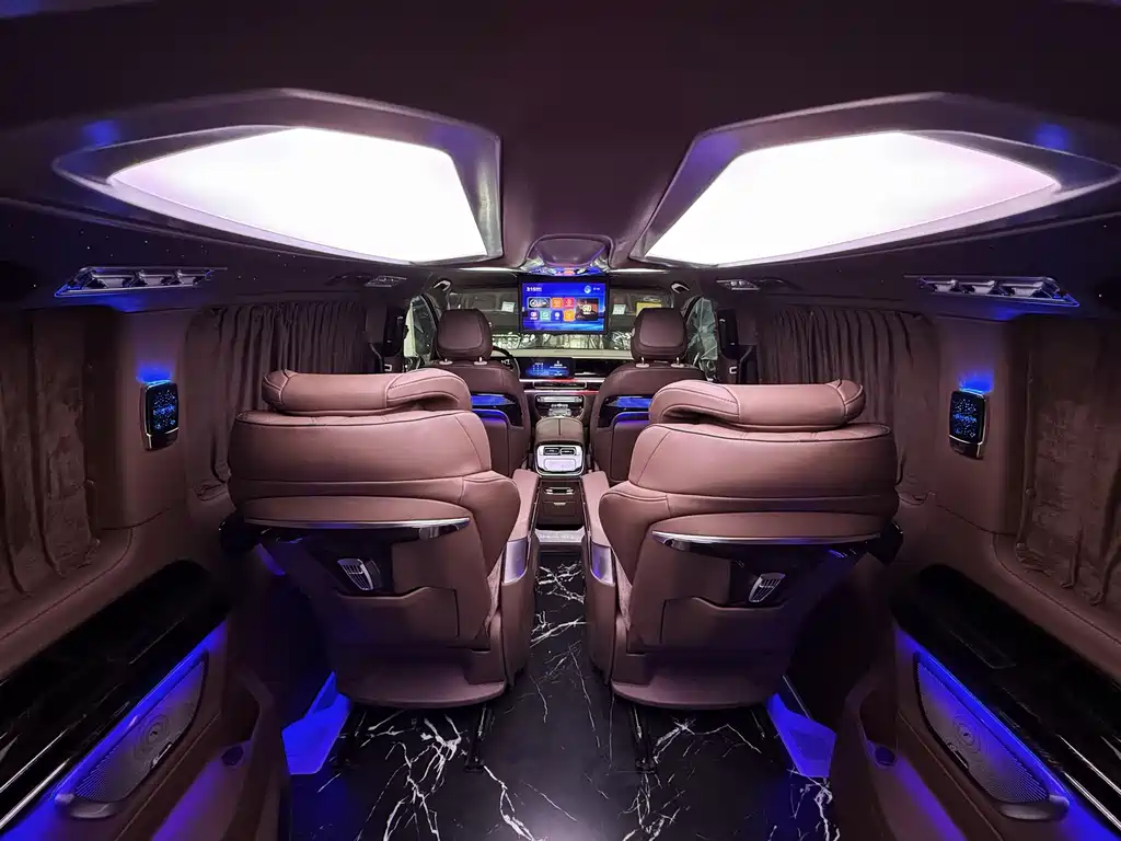 Mercedes-Benz Vito 2024 2.0T Business Edition 7-seater 2026 - thumbnail 12