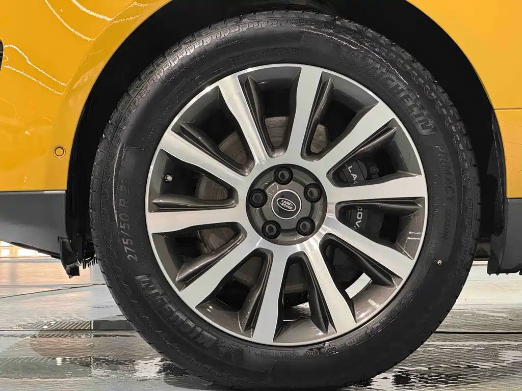 Land Rover Range Rover 2021 3.0 L6 50th Anniversary Edition 2021 - thumbnail 20