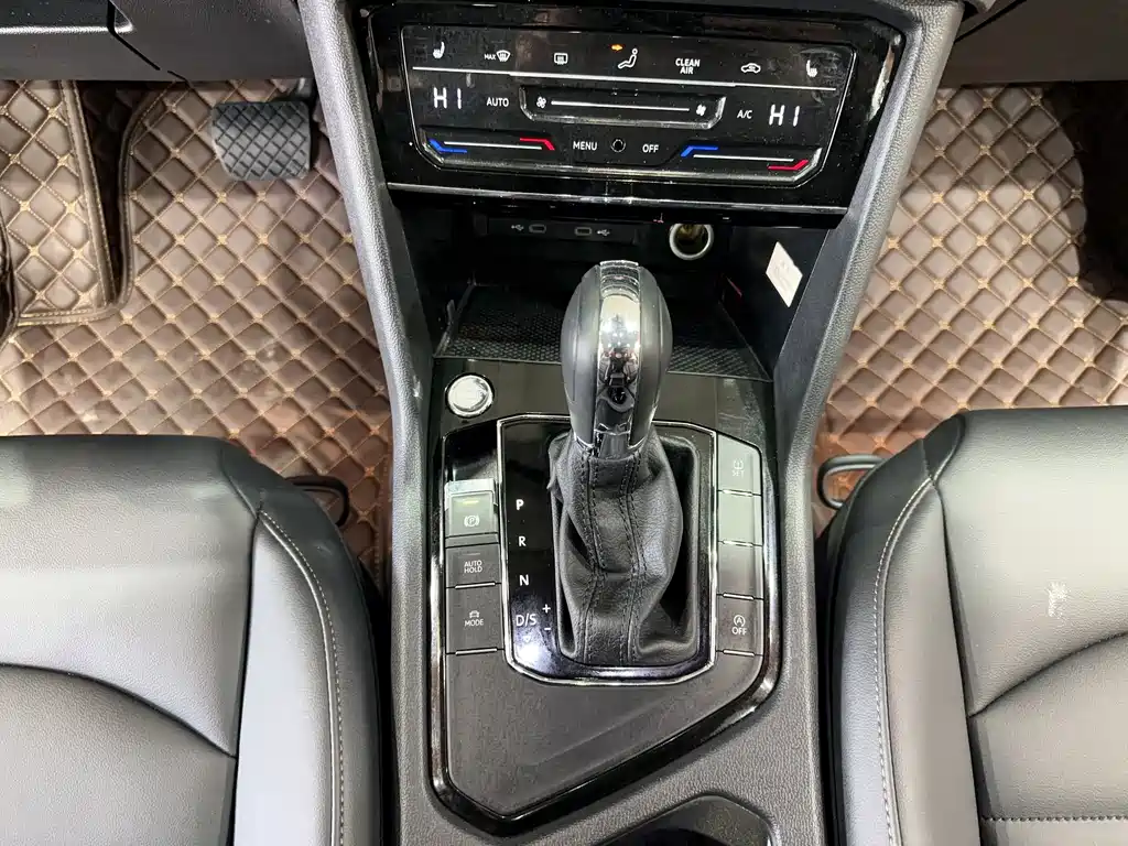 Volkswagen Tharu 2021 280TSI Front-Wheel Drive Luxury Edition 2021 - thumbnail 18