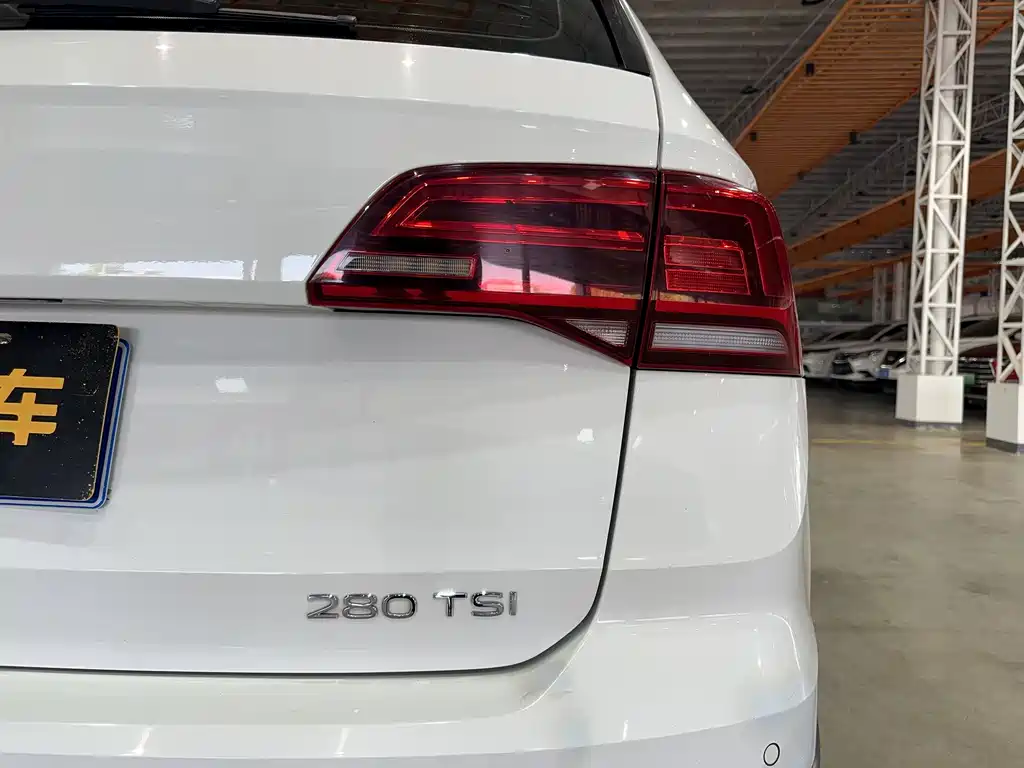 Volkswagen Tharu 2021 280TSI Front-Wheel Drive Luxury Edition 2021 - thumbnail 27