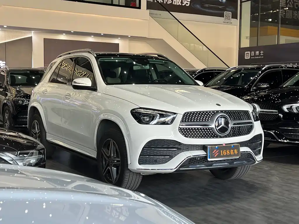 Mercedes-Benz Mercedes-Benz GLE 2020 Facelift GLE 450 4MATIC Luxury 2020 - thumbnail 3