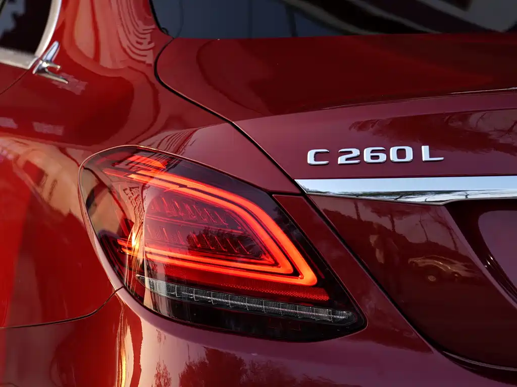 Mercedes-Benz Mercedes-Benz C-Class 2020 Facelift C 260 L Sport Edition 2020 - thumbnail 4