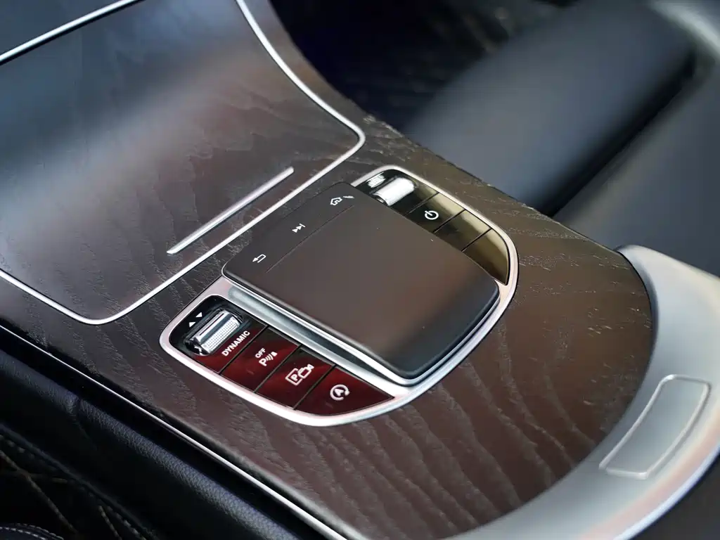 Mercedes-Benz Mercedes-Benz C-Class 2020 Facelift C 260 L Sport Edition 2020 - thumbnail 10