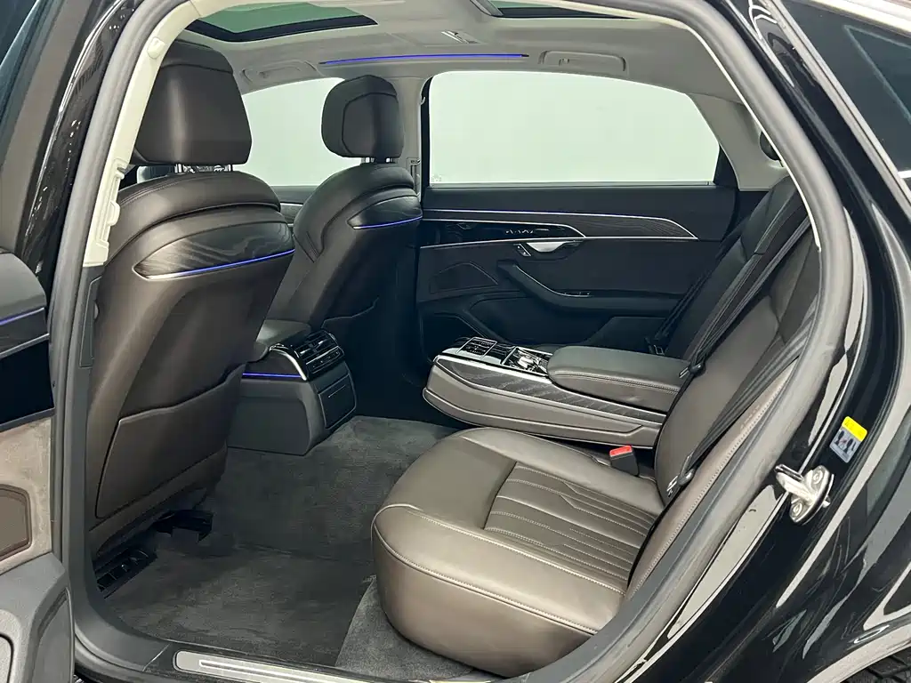 Audi Audi A8 2019 A8L 50 TFSI quattro Comfort Line 2020 - thumbnail 6