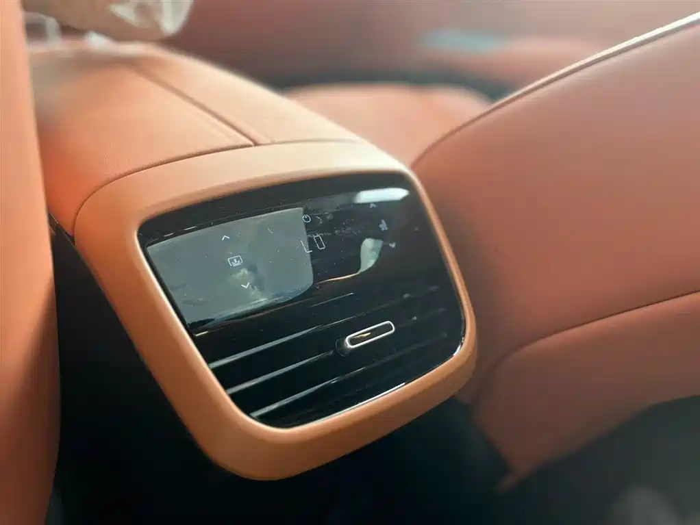 Deepal Automobile DeepBlue S07 2024 215Max Kunlun Intelligent Driving ADS SE Range Extender Version 2024 - thumbnail 8