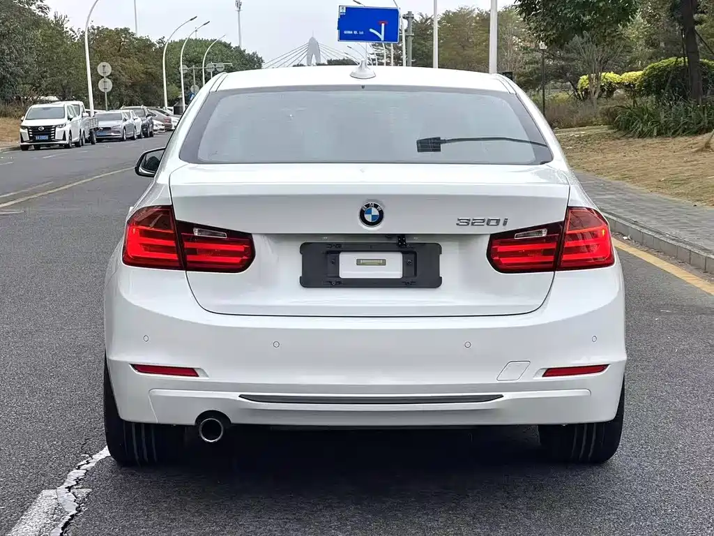 BMW BMW 3 Series 2015 320i Sport Design Package 2015 - thumbnail 9