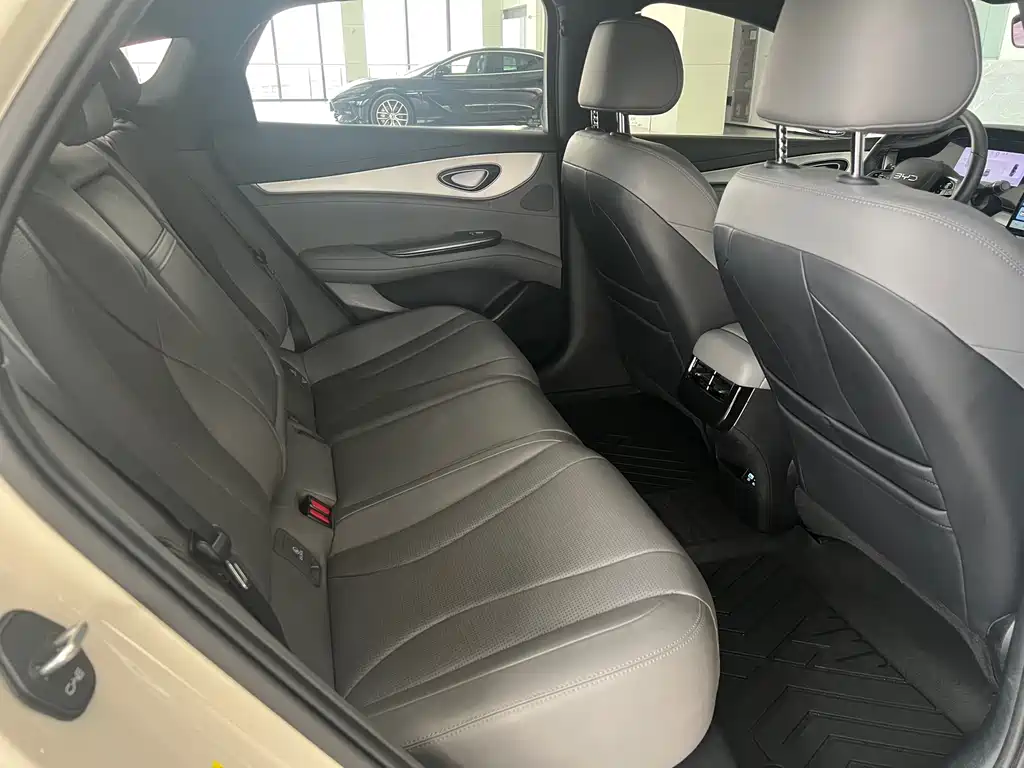 BYD BYD Seal 07 DM-i 2025 Model DM-i 1.5L 125km Elite Version 2024 - thumbnail 9