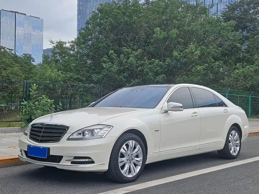 Mercedes-Benz Mercedes-Benz S-Class 2012 S 350 L 4MATIC Grand Edition 2013